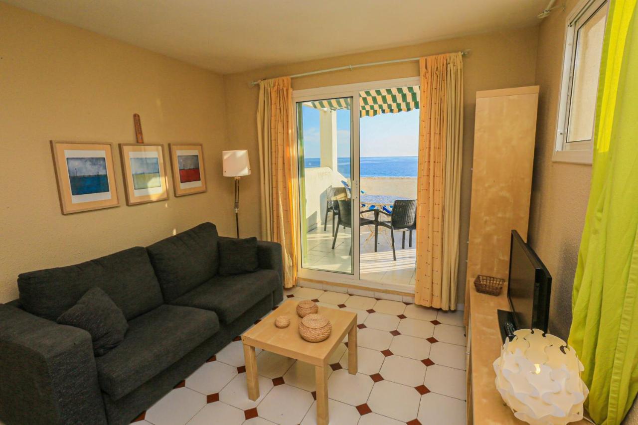 Tallats Litoral Costa Dorada - Only Families กัมบริลส์ ภายนอก รูปภาพ