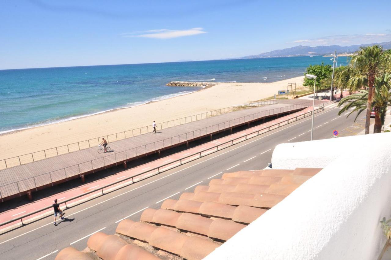 Tallats Litoral Costa Dorada - Only Families กัมบริลส์ ภายนอก รูปภาพ