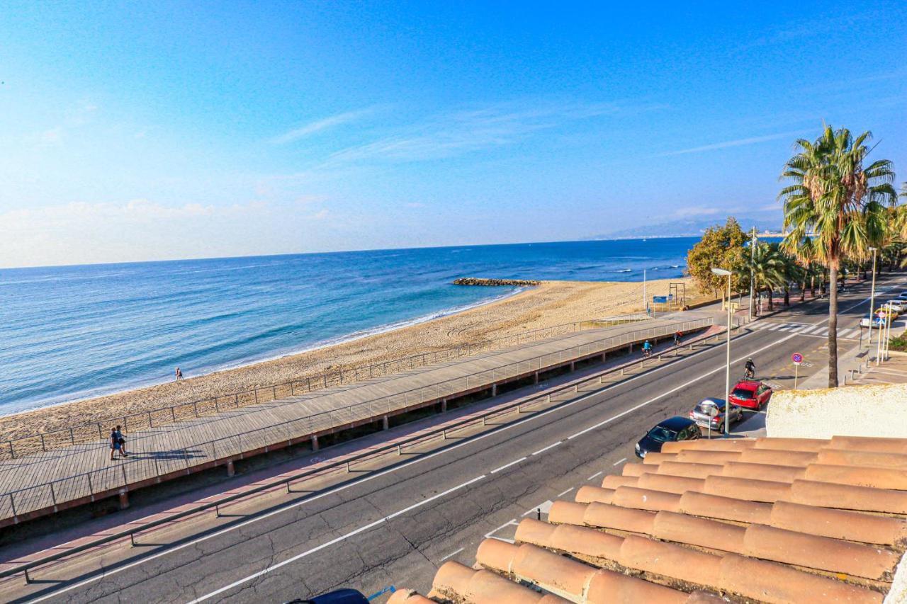 Tallats Litoral Costa Dorada - Only Families กัมบริลส์ ภายนอก รูปภาพ
