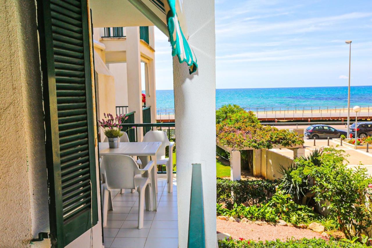 Tallats Litoral Costa Dorada - Only Families กัมบริลส์ ภายนอก รูปภาพ