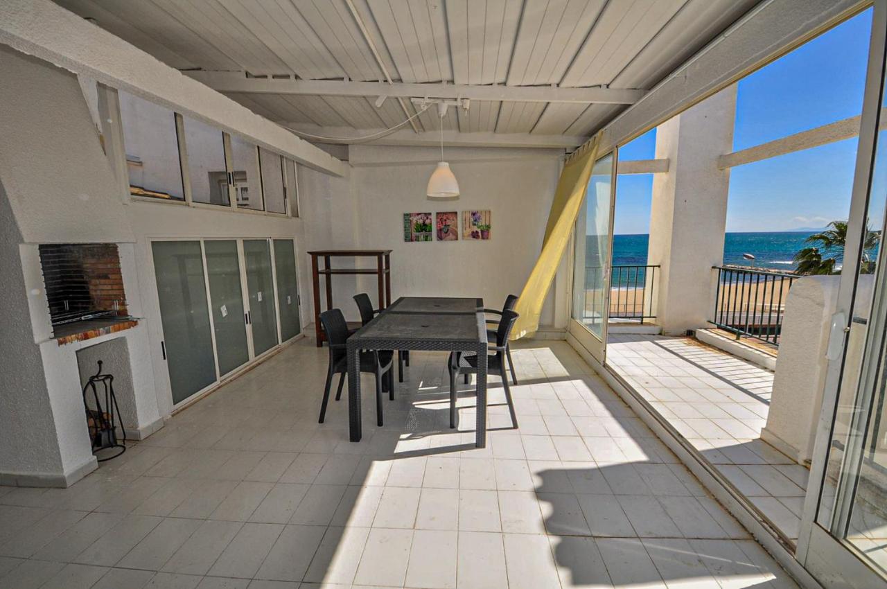 Tallats Litoral Costa Dorada - Only Families กัมบริลส์ ภายนอก รูปภาพ