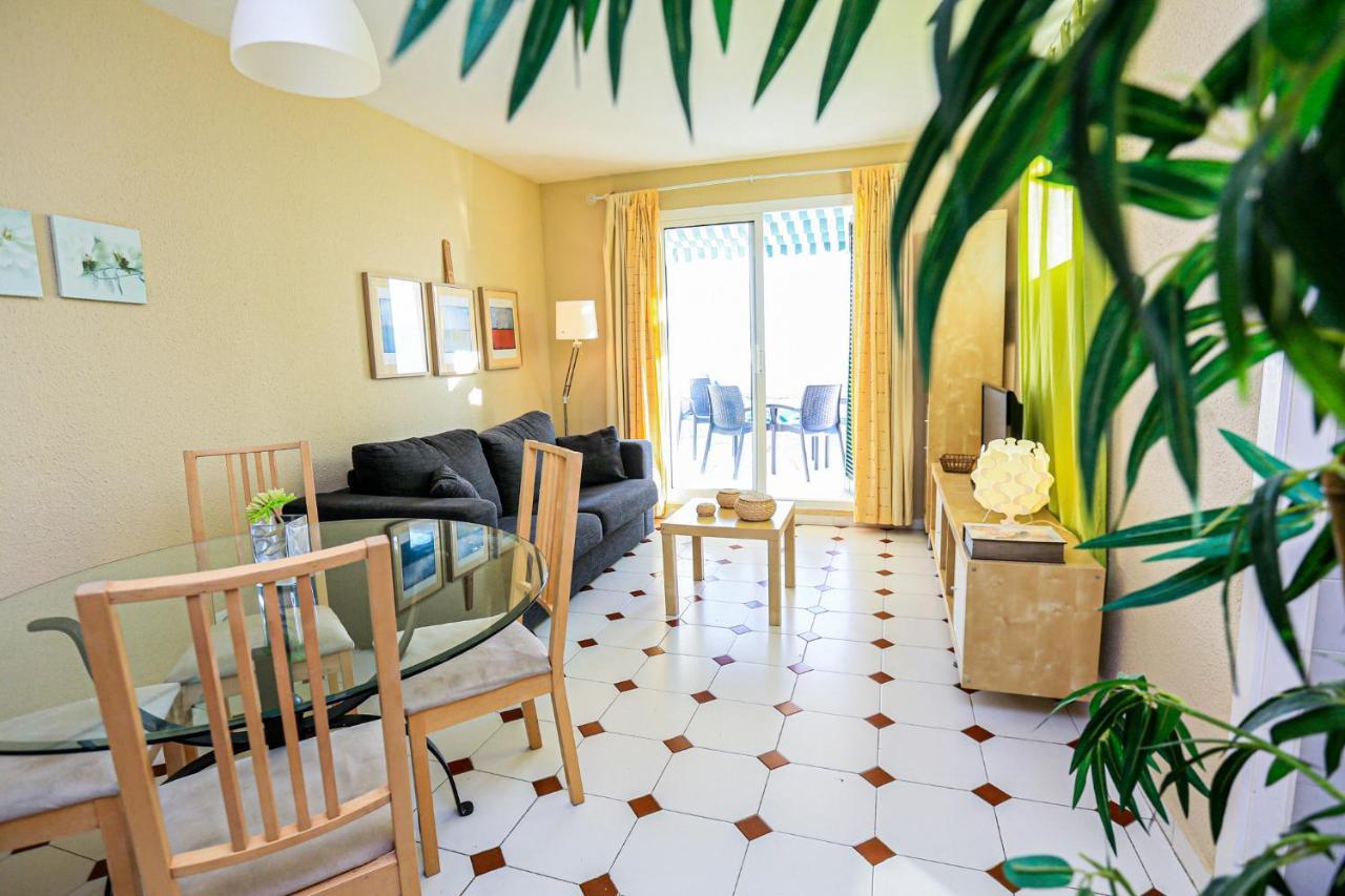 Tallats Litoral Costa Dorada - Only Families กัมบริลส์ ภายนอก รูปภาพ