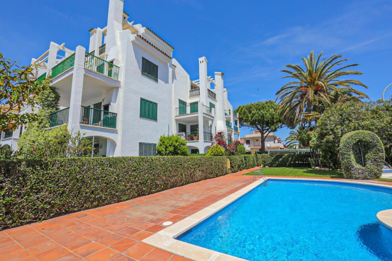 Tallats Litoral Costa Dorada - Only Families กัมบริลส์ ภายนอก รูปภาพ