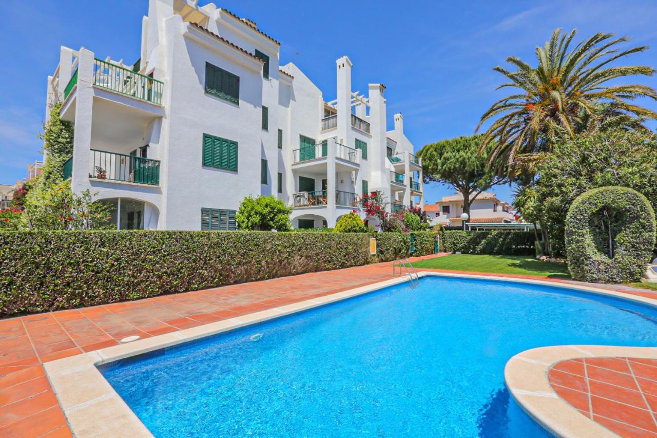 Tallats Litoral Costa Dorada - Only Families กัมบริลส์ ภายนอก รูปภาพ